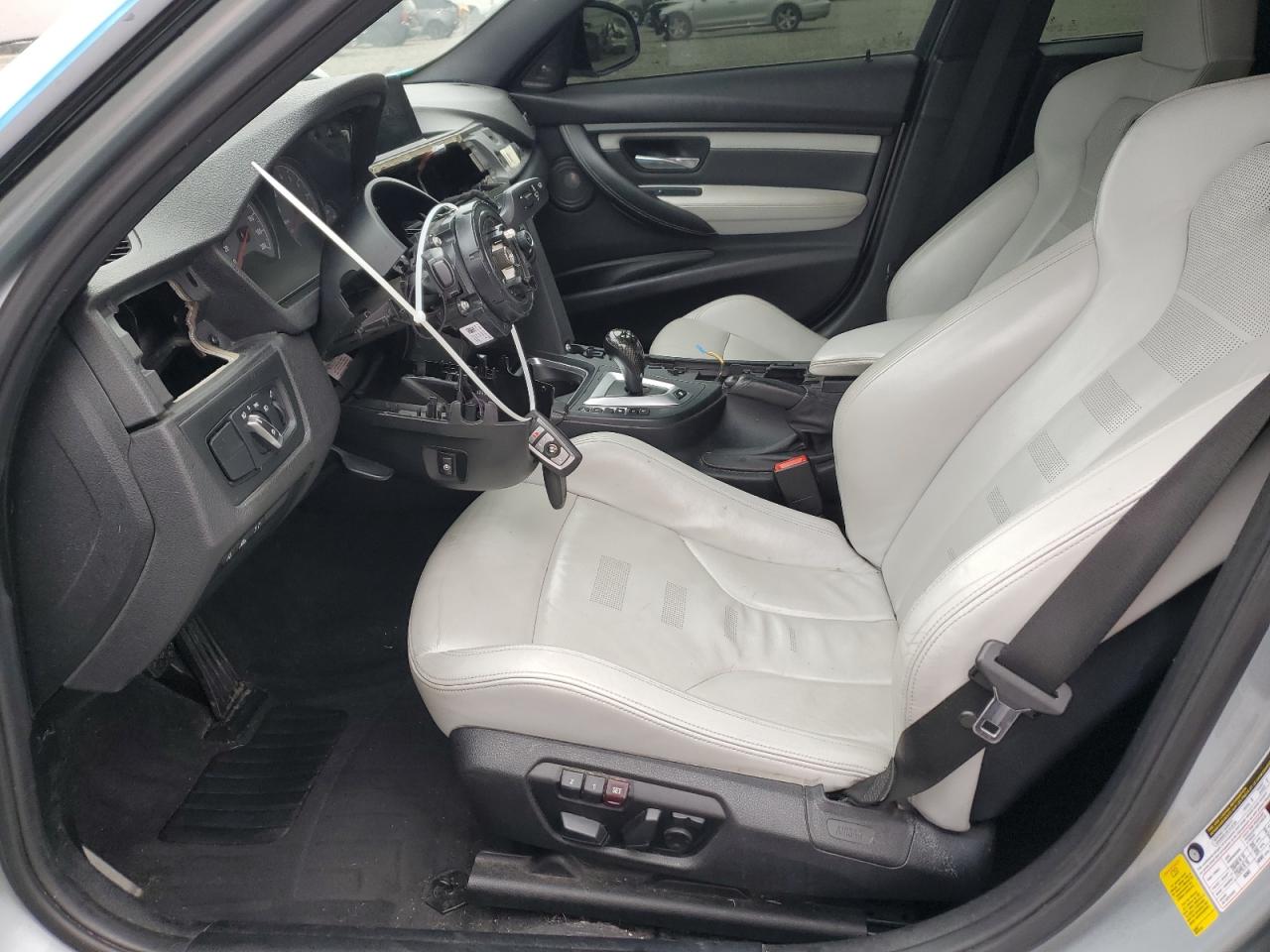 2015 BMW M3 VIN WBS3C9C54FP804231 Copart auction photo, vandalism / stripped damage thumbnail 7
