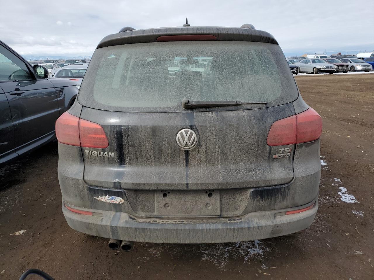2016 Volkswagen Tiguan VIN WVGBV7AX8GW578364 Copart auction photo, front end damage thumbnail 6