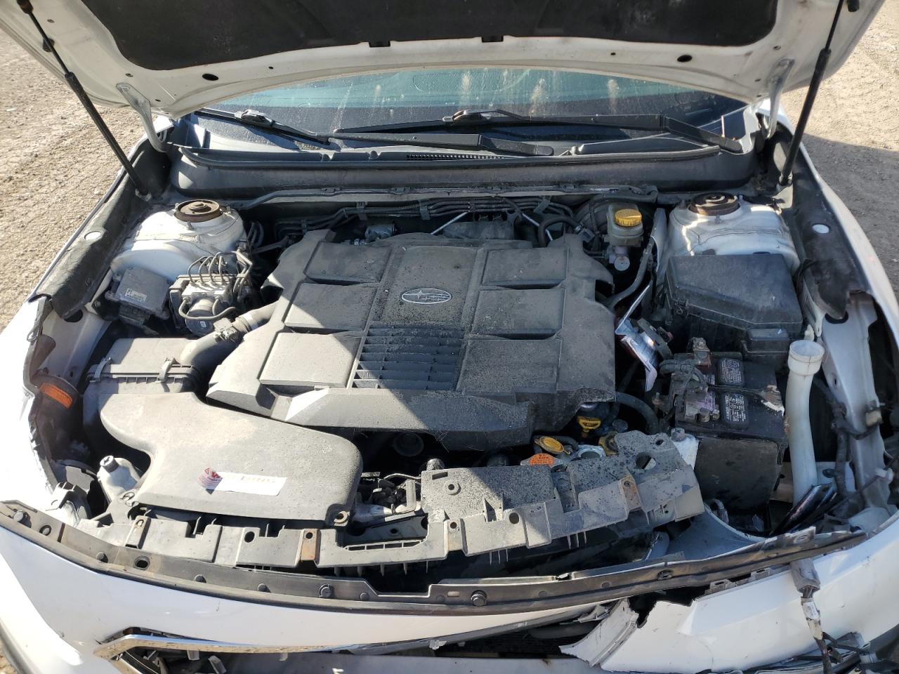 2015 Subaru Outback VIN 4S4BSENC9F3294424 Copart auction photo, front end / side damage thumbnail 14