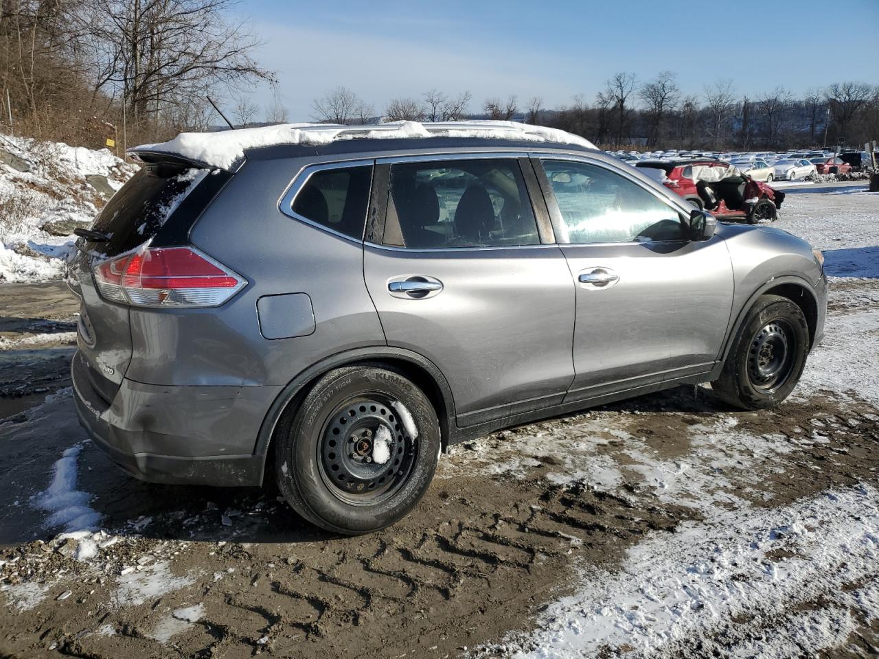 2016 Nissan Rogue VIN KNMAT2MV6GP633424 Copart auction photo, all over damage thumbnail 3