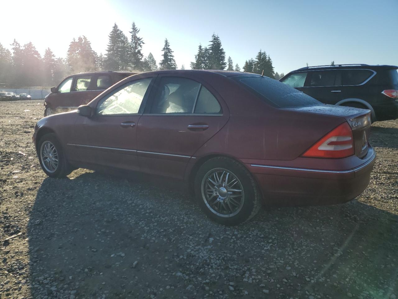 2002 Mercedes-Benz C-klasse VIN WDBRF61J32E003687 Copart auction photo, side / front end damage thumbnail 2