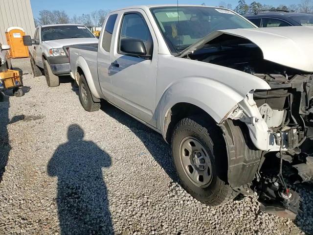 2017 Nissan Navara (Frontier) VIN 1N6BD0CT0HN761111 Copart auction photo, front end damage thumbnail 11