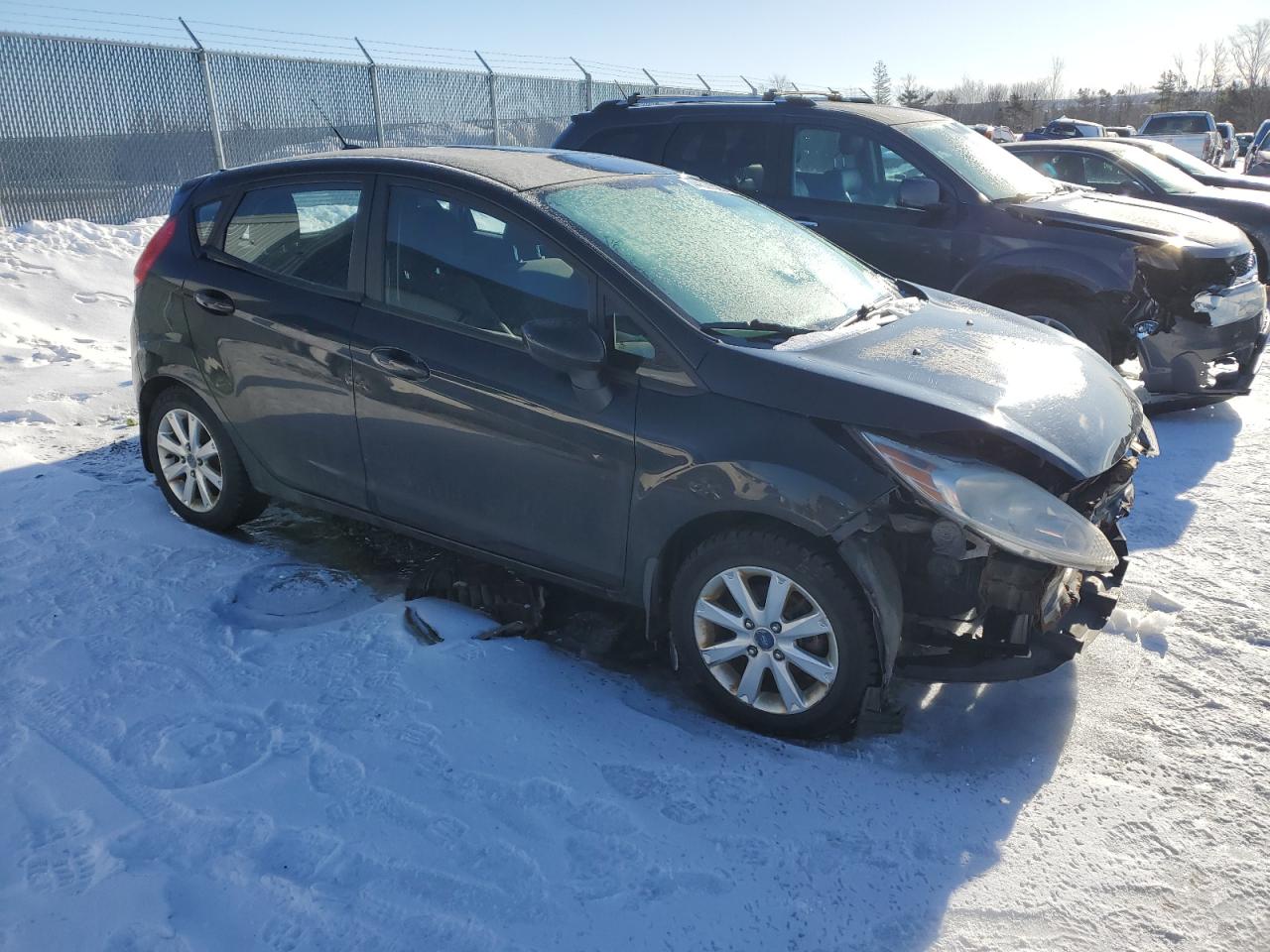2013 Ford Fiesta VIN 3FADP4EJXDM102520 Copart auction photo, front end damage thumbnail 4