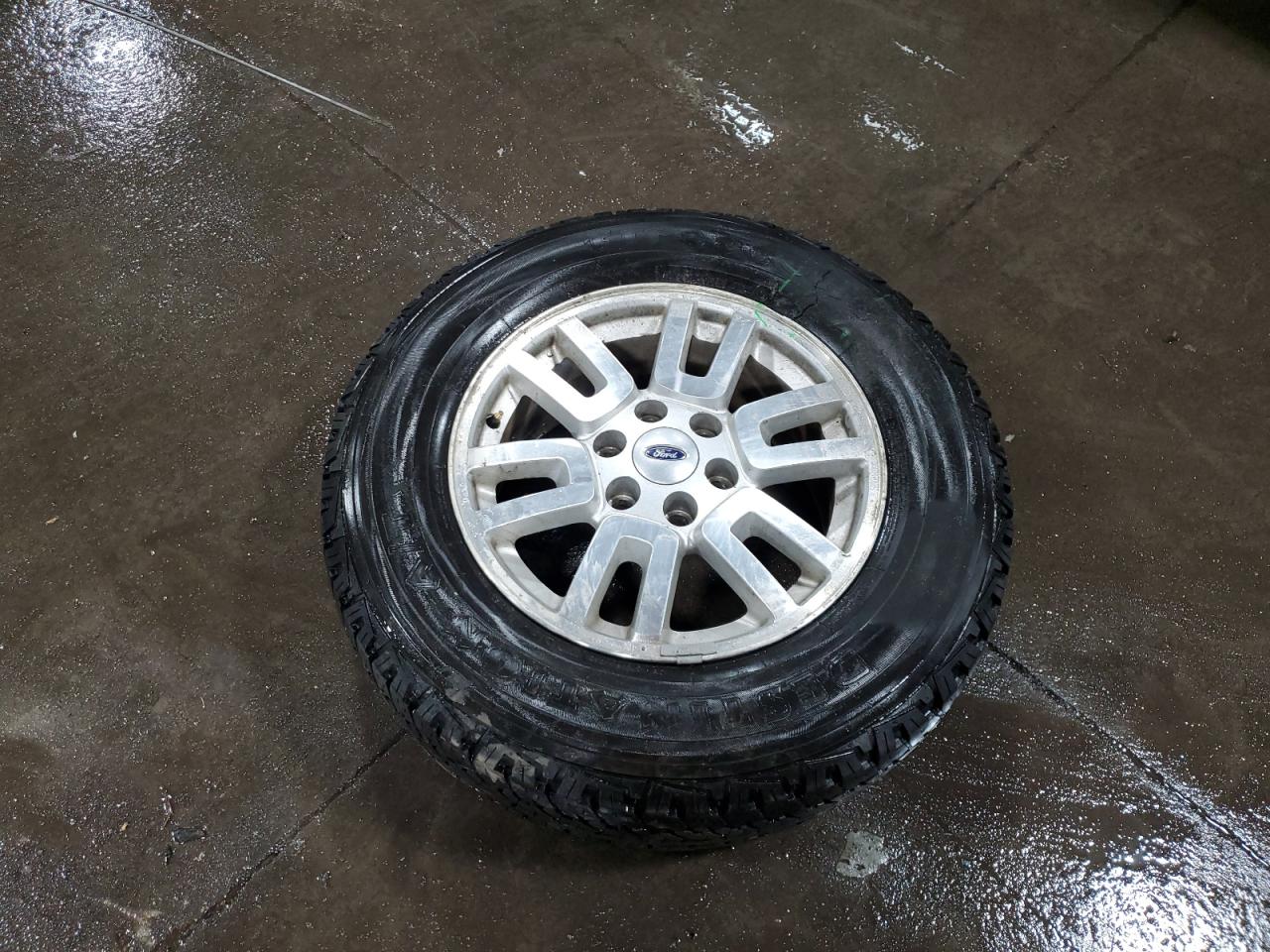 2010 Ford Expedition VIN 1FMJU1J55AEB48542 Copart auction photo, front end / side damage thumbnail 13