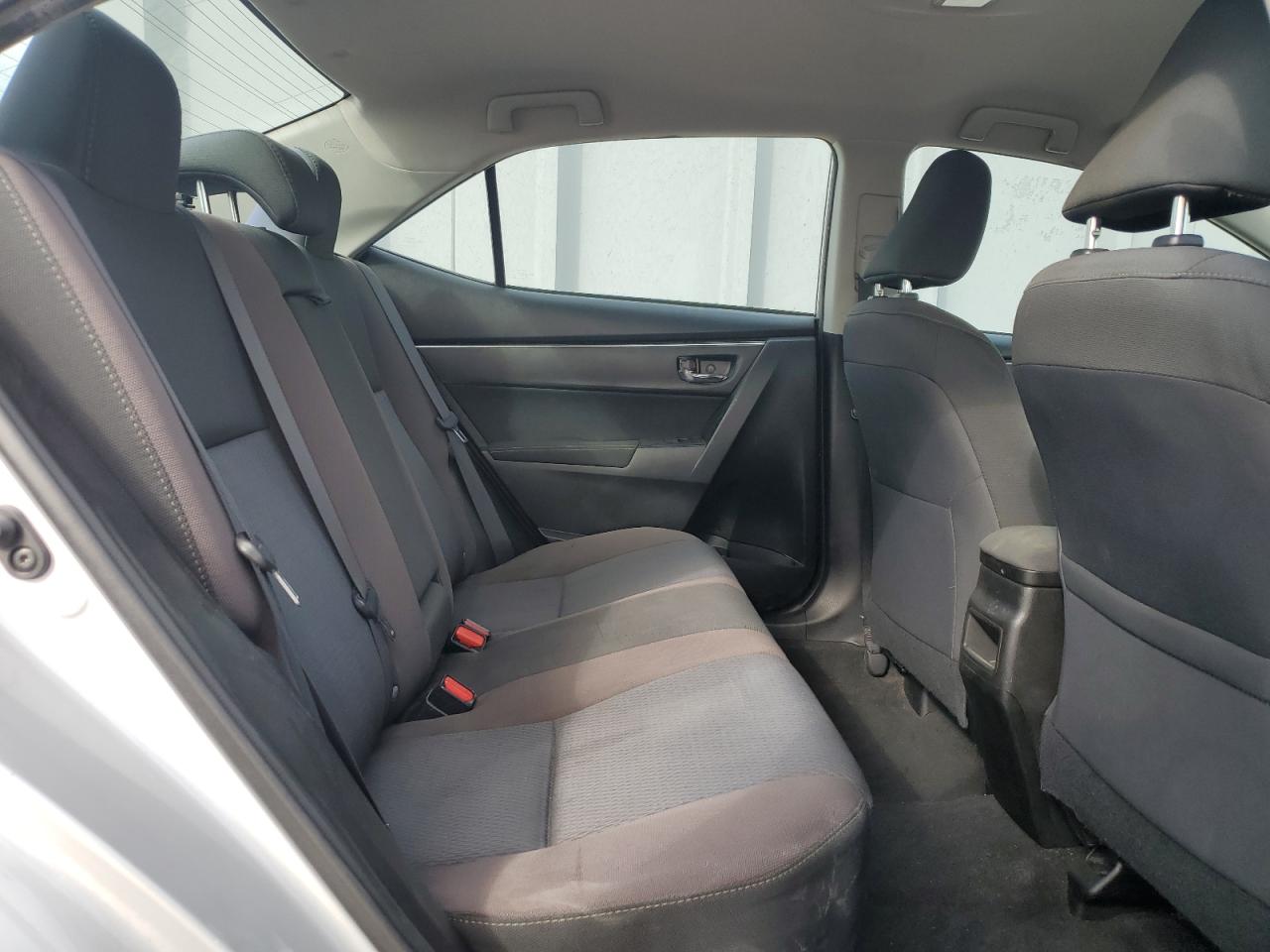 2018 Toyota Corolla VIN 5YFBURHE7JP753095 Copart auction photo, front end / minor dent/scratches damage thumbnail 10