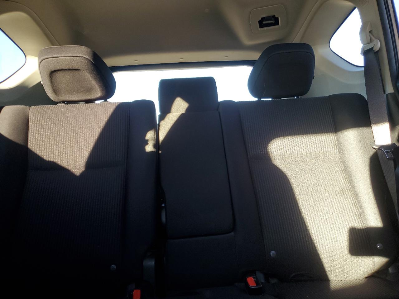 2016 Toyota RAV 4 VIN JTMBFREV2GJ075996 Copart auction photo, front end damage thumbnail 10