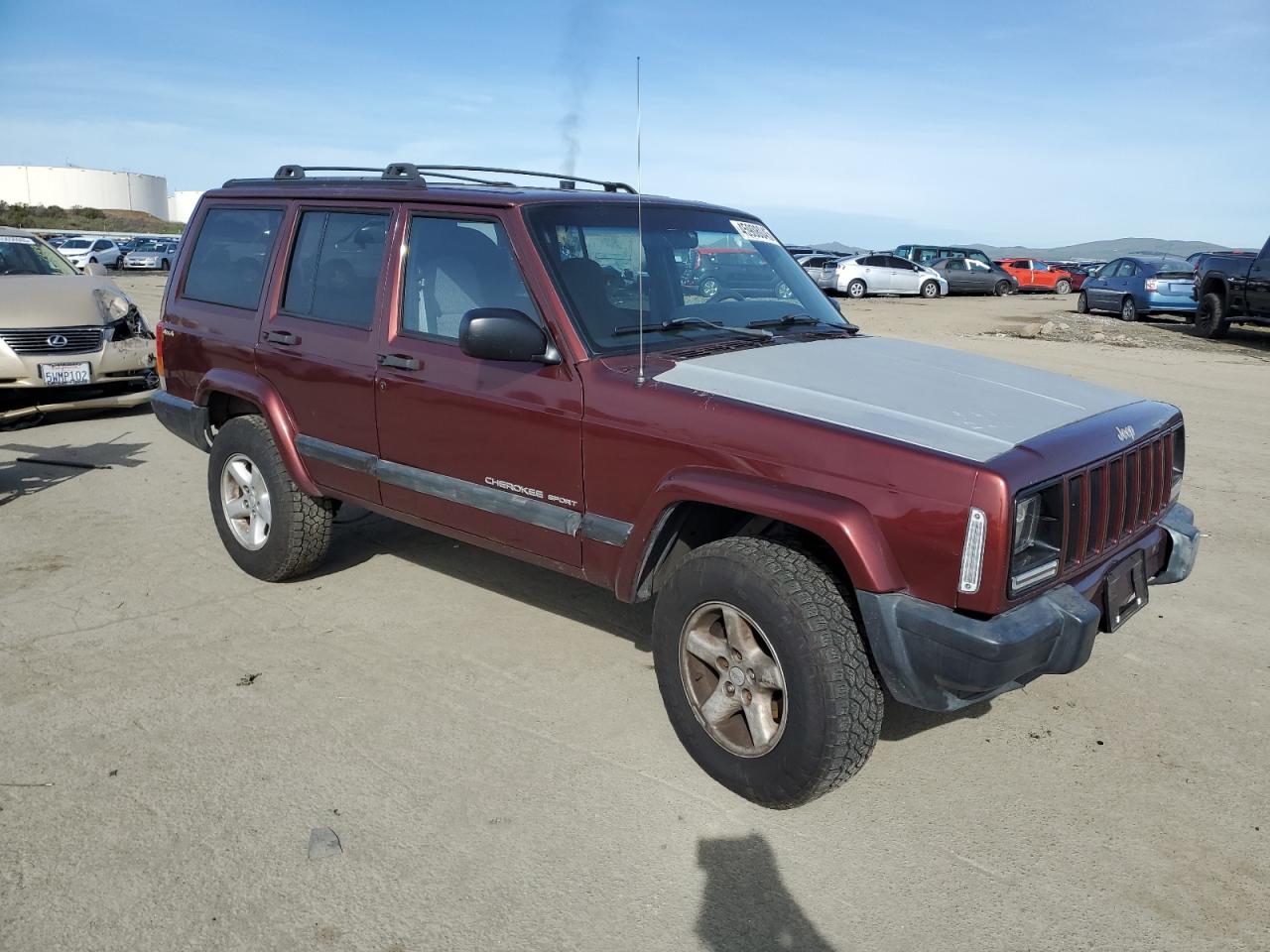 2000 Jeep Grand Cherokee VIN 1J4FF48S9YL132166 Copart auction photo, vandalism damage thumbnail 4
