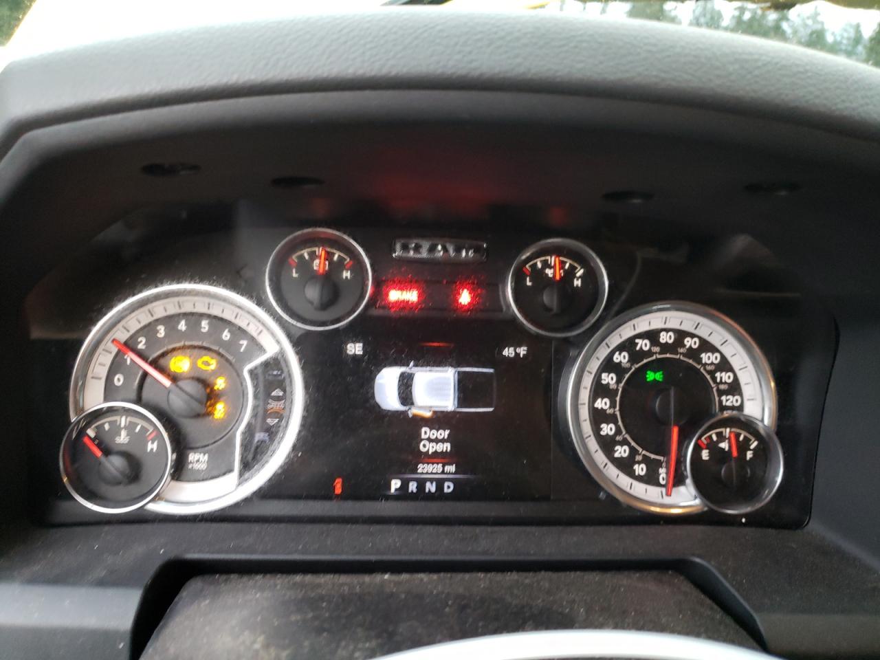 2016 RAM 1500 VIN 1C6RR7TT9GS237149 Copart auction photo, front end damage thumbnail 9