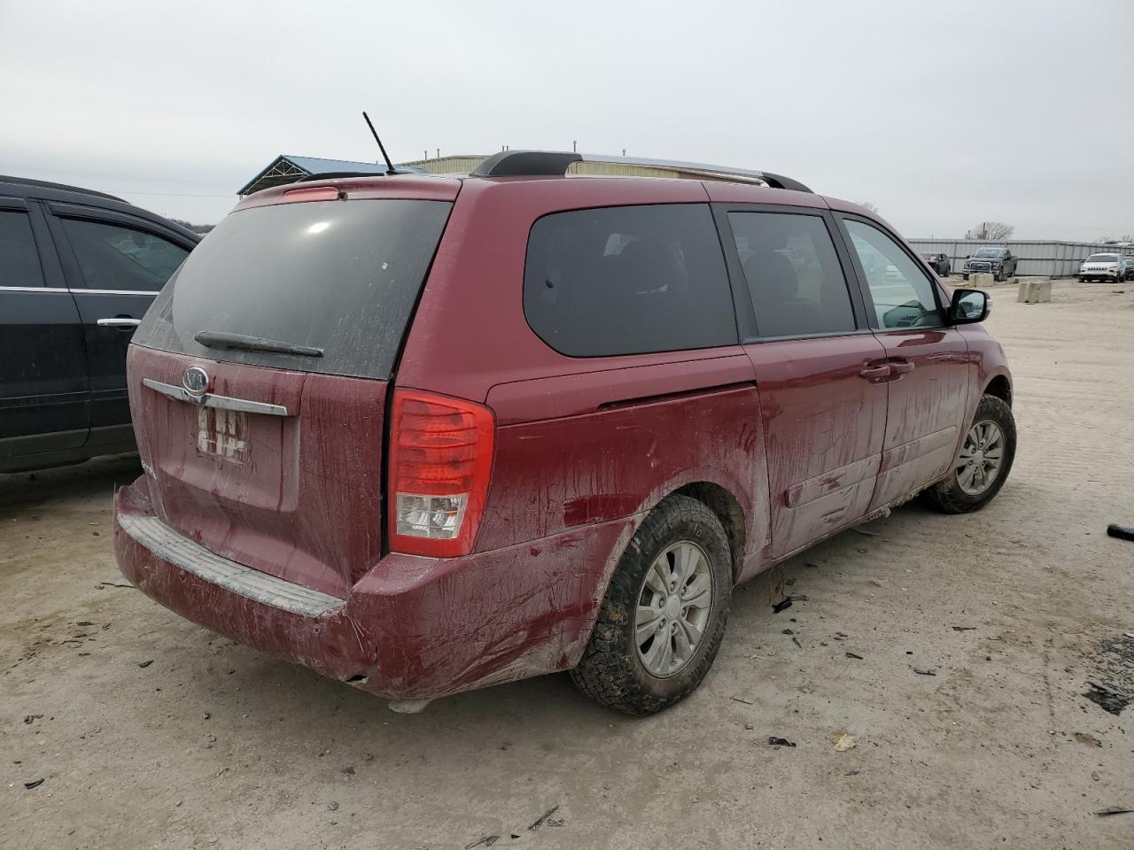2011 KIA Sedona VIN KNDMG4C79B6380663 Copart auction photo, rear end damage thumbnail 3