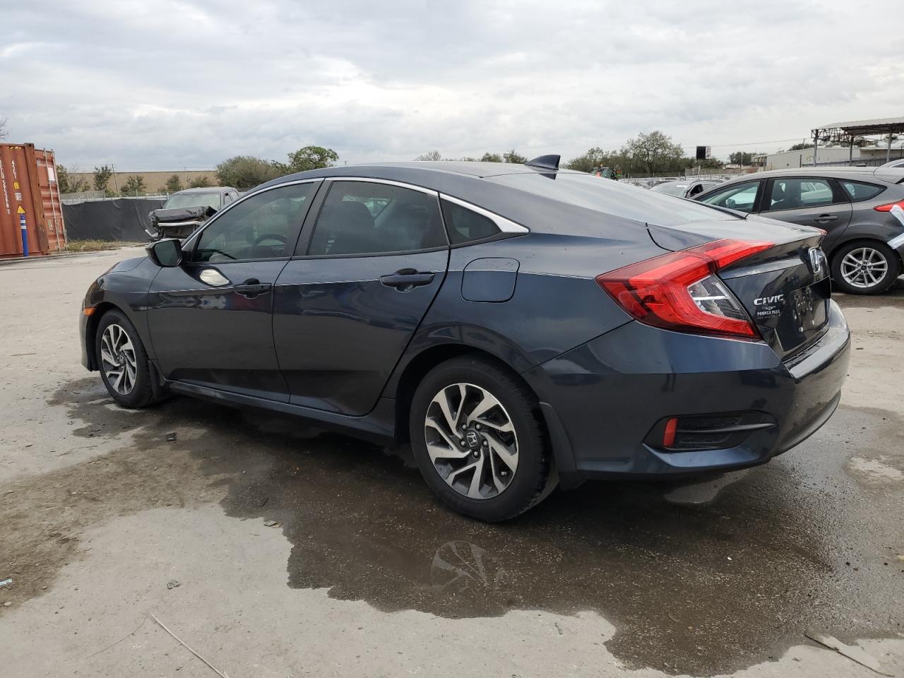 2018 Honda Civic VIN 19XFC2F76JE042697 Copart auction photo, front end damage thumbnail 2