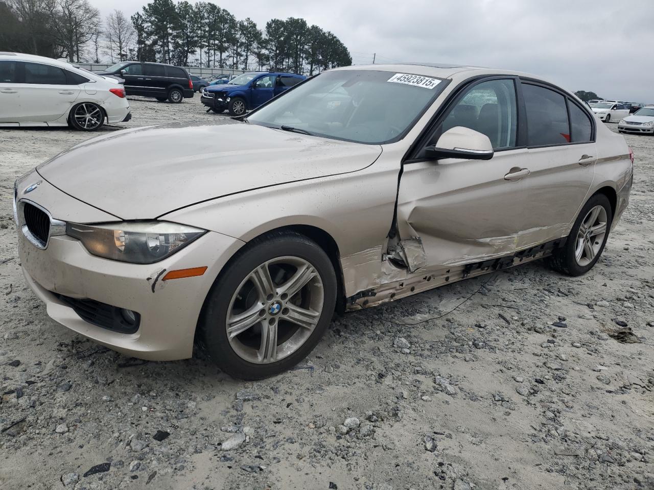 2013 BMW 3er VIN WBA3A5C58DF355822