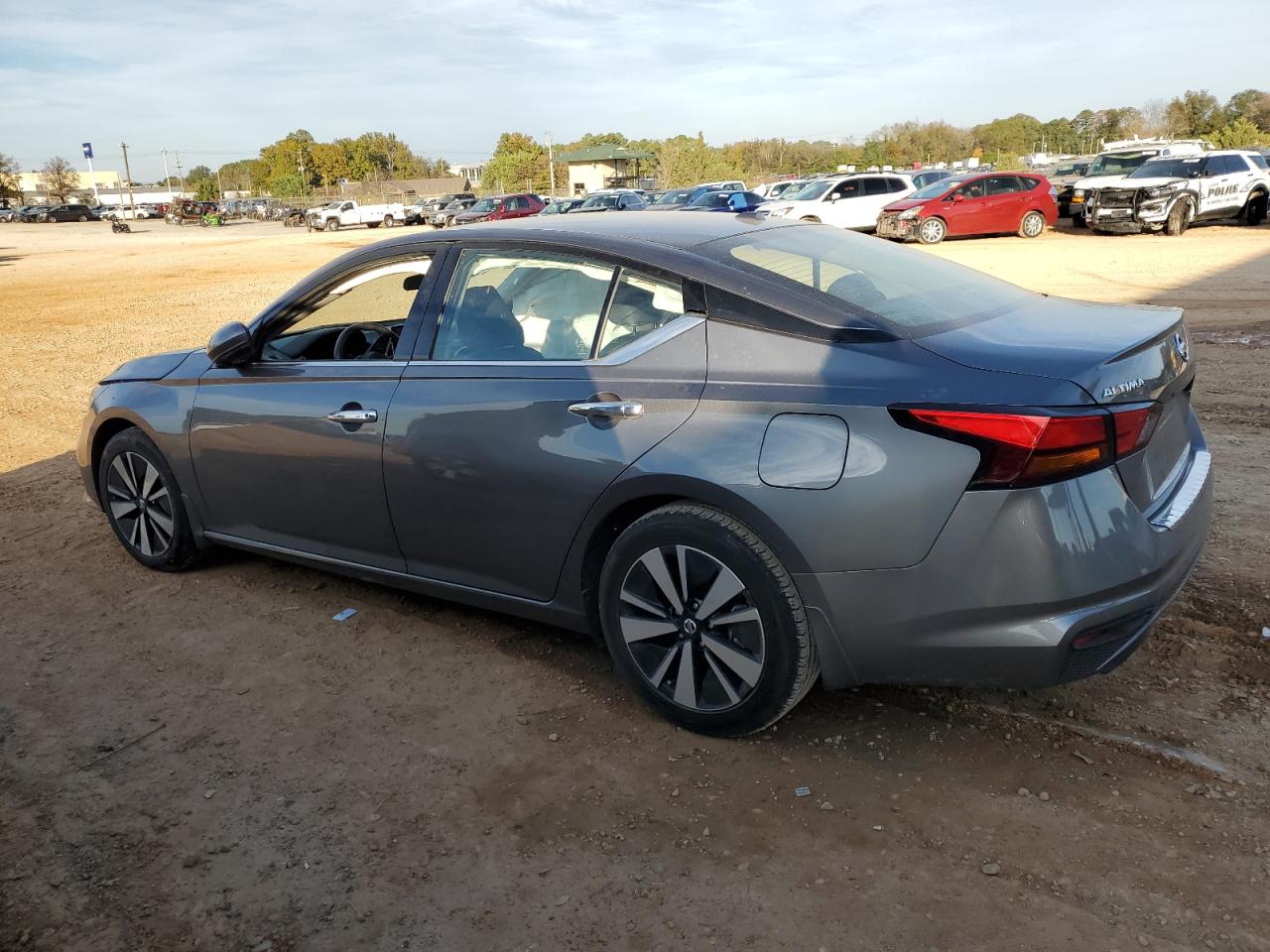 2021 Nissan Altima VIN 1N4BL4EV8MN348316 Copart auction photo, side / front end damage thumbnail 2