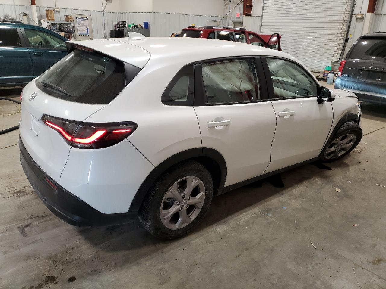 2024 Honda HR-V VIN 3CZRZ2H3XRM772792 Copart auction photo, front end damage thumbnail 3
