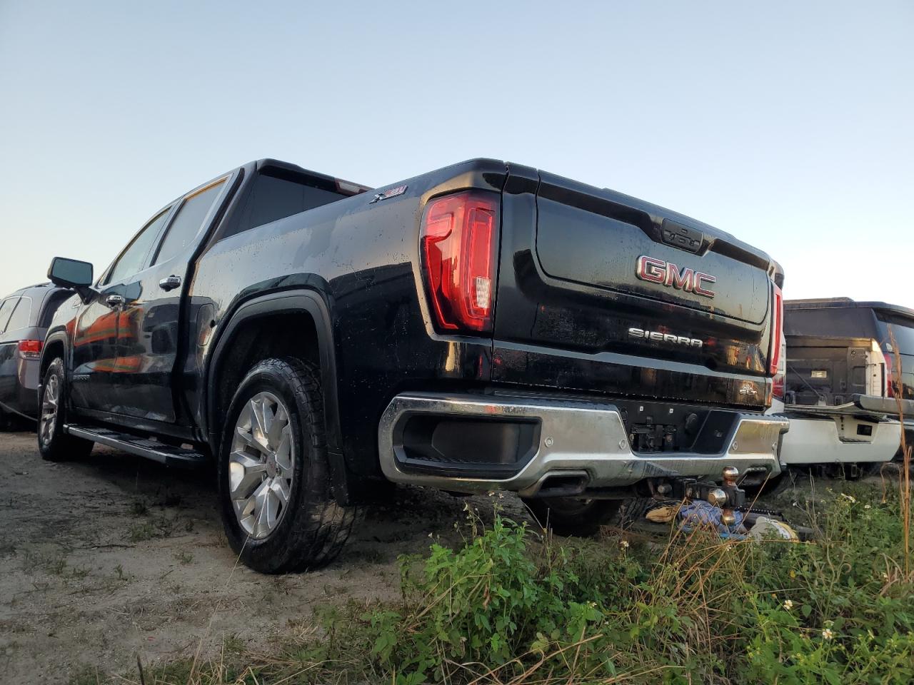 2019 GMC Sierra VIN 1GTU9DEL0KZ112829 Copart auction photo, water/flood damage thumbnail 2