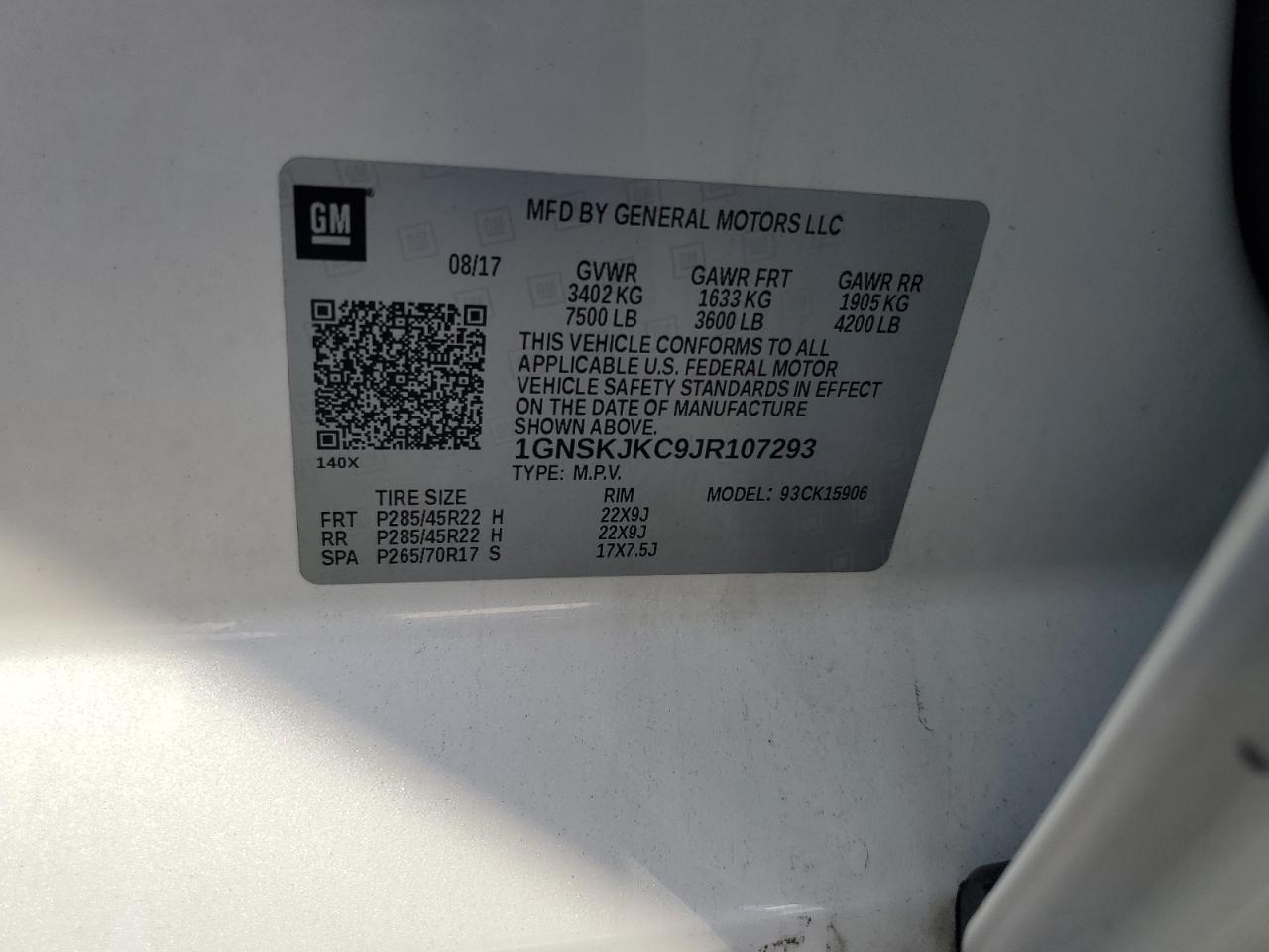 2018 Chevrolet Suburban VIN 1GNSKJKC9JR107293 Copart auction photo, side / front end damage thumbnail 13