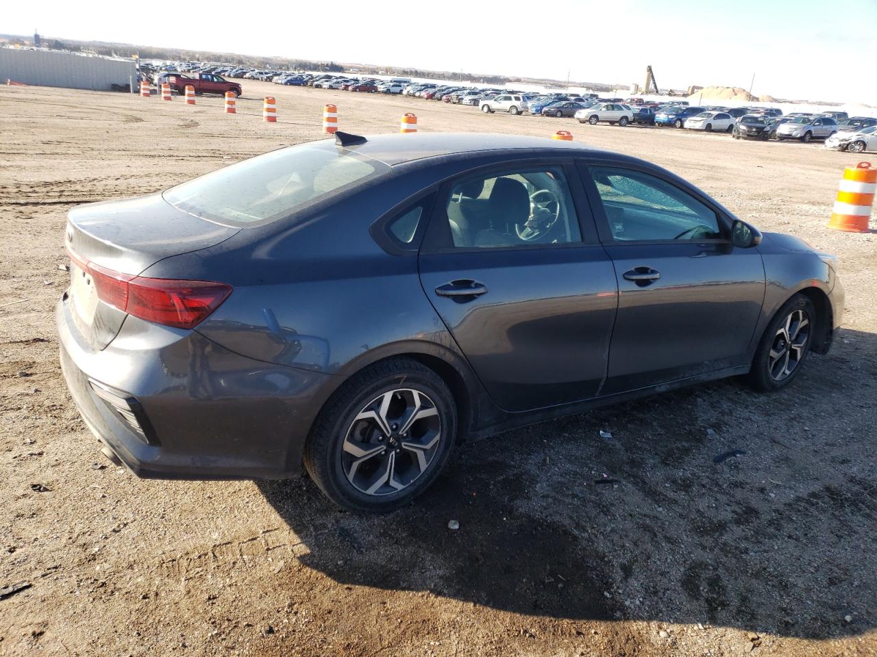 2021 KIA Forte VIN 3KPF24AD0ME271618 Copart auction photo, front end / top/roof damage thumbnail 3