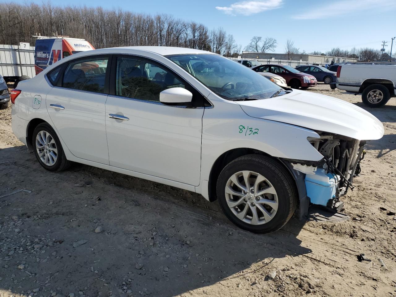 2018 Nissan Sentra VIN 3N1AB7AP3JY214073 Copart auction photo, front end / minor dent/scratches damage thumbnail 4