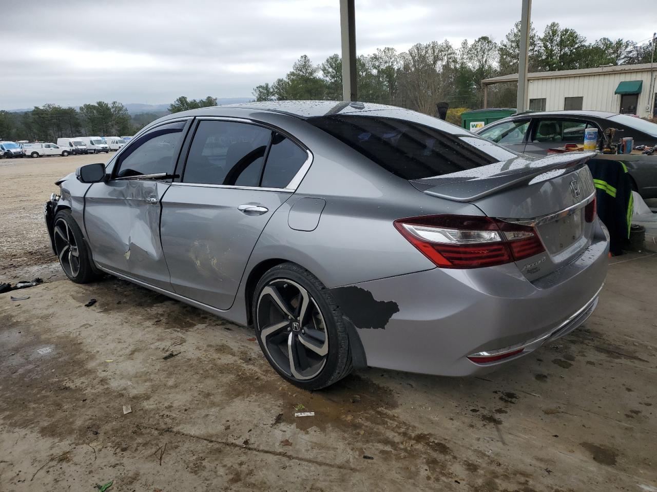 2016 Honda Accord VIN 1HGCR2F84GA130140 Copart auction photo, side / front end damage thumbnail 2