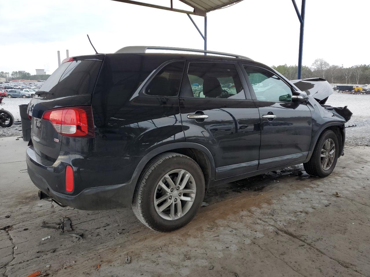 2015 KIA Sorento VIN 5XYKT4A63FG638143 Copart auction photo, front end damage thumbnail 3