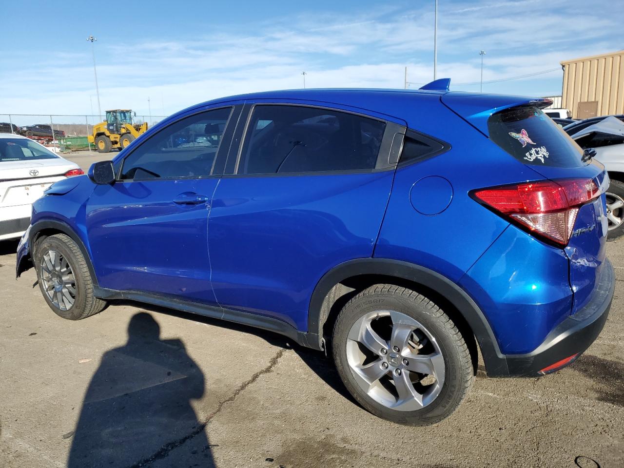 2018 Honda HR-V VIN 3CZRU6H38JG711370 Copart auction photo, front end damage thumbnail 2