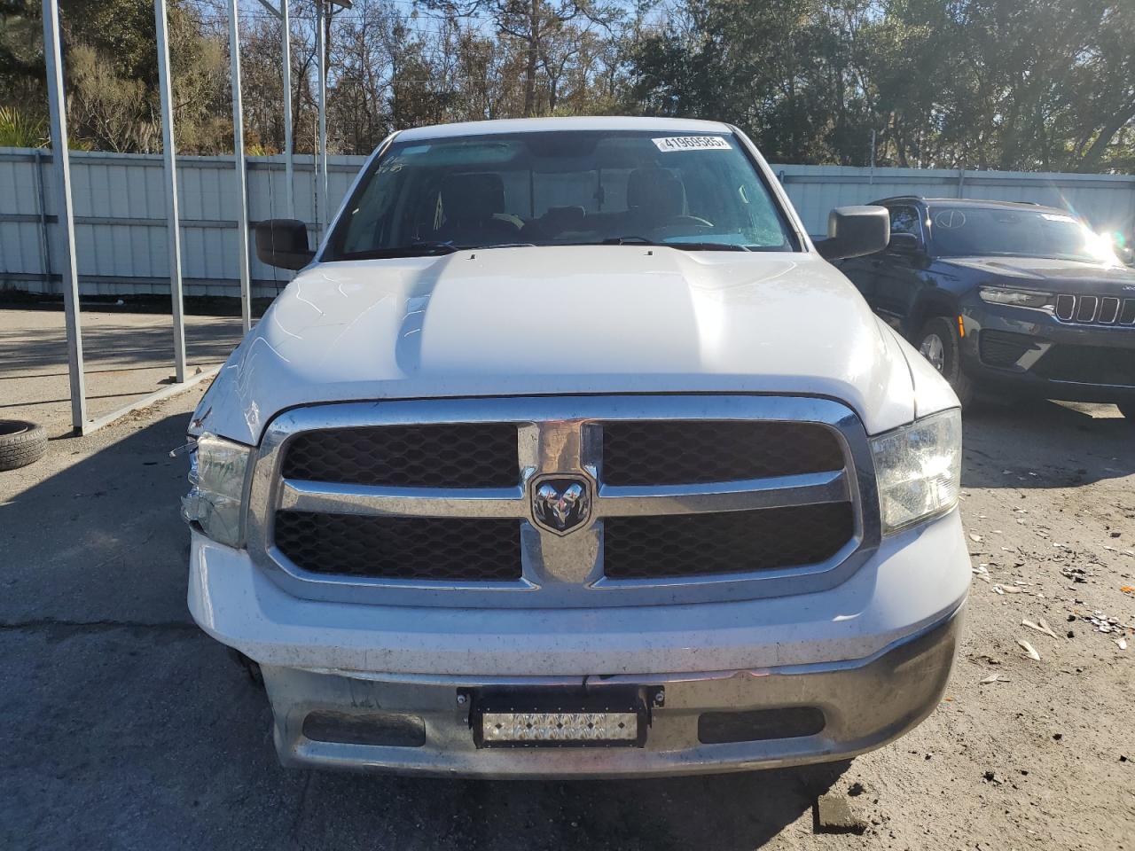 2019 RAM 1500 VIN 1C6RR6TT2KS657581 Copart auction photo, front end damage thumbnail 5