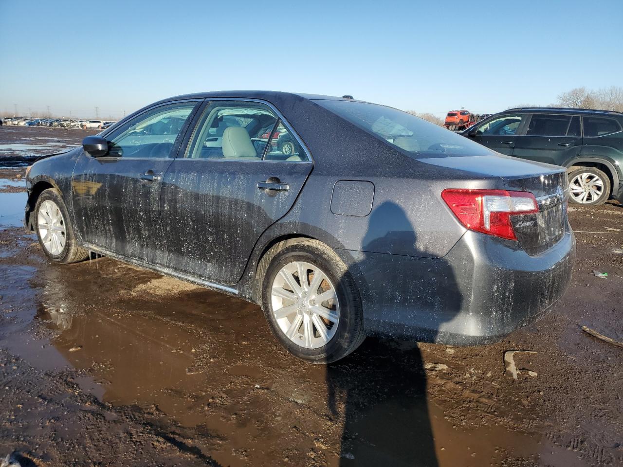2014 Toyota Camry VIN 4T1BF1FK7EU780757 Copart auction photo, front end / minor dent/scratches damage thumbnail 2