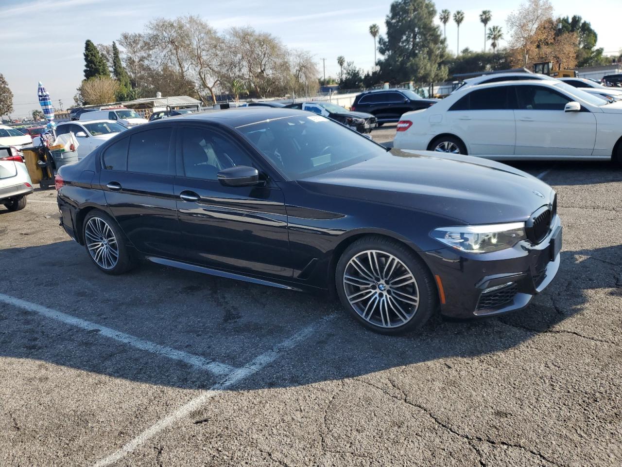 2018 BMW 5er VIN WBAJA5C59JWA36905 Copart auction photo, side / minor dent/scratches damage thumbnail 4