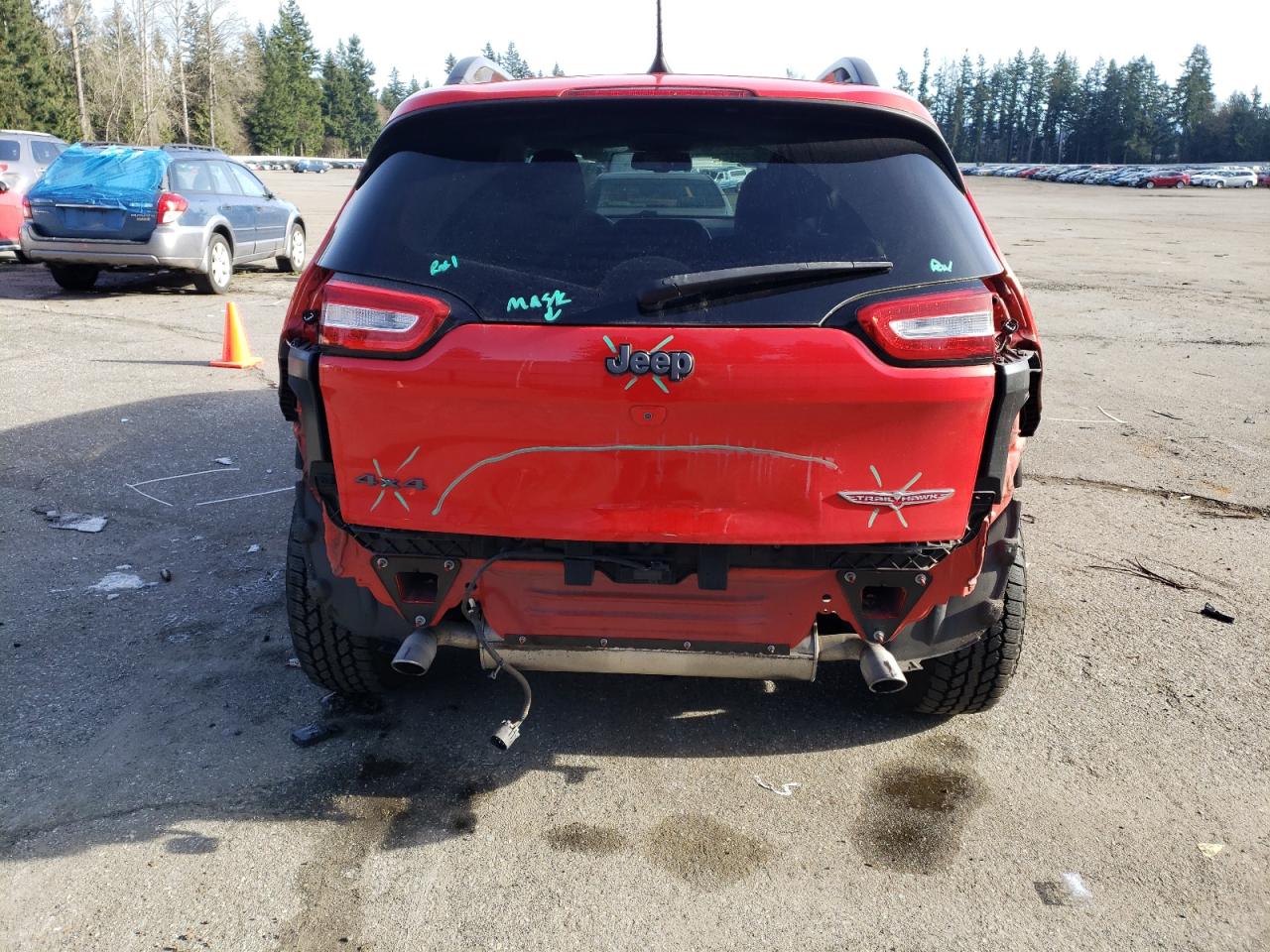 2017 Jeep Cherokee VIN 1C4PJMBSXHW601510 Copart auction photo, rear end / front end damage thumbnail 6