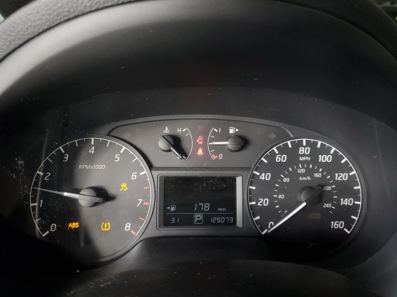 2017 Nissan Sentra VIN 3N1AB7AP0HY350414 Copart auction photo, front end / minor dent/scratches damage thumbnail 9