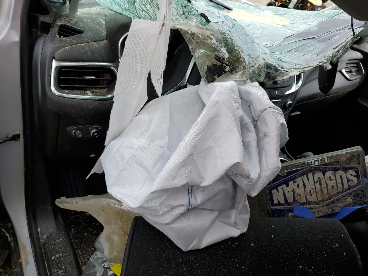 2022 Chevrolet Equinox VIN 2GNAXTEV5N6145224 Copart auction photo, all over damage thumbnail 8