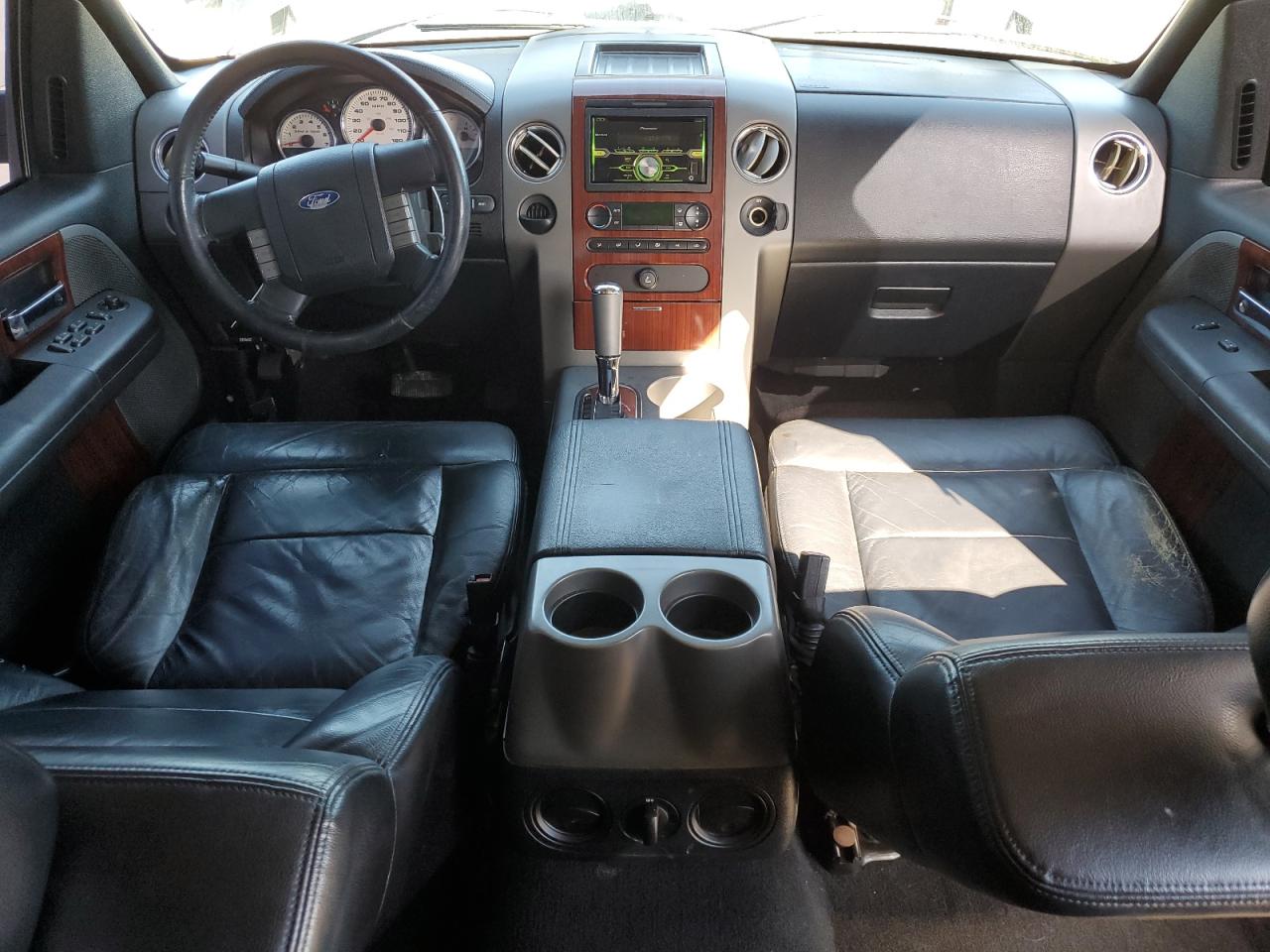 2005 Ford F-150 VIN 1FTPW12525KD35011 Copart auction photo, front end / minor dent/scratches damage thumbnail 8