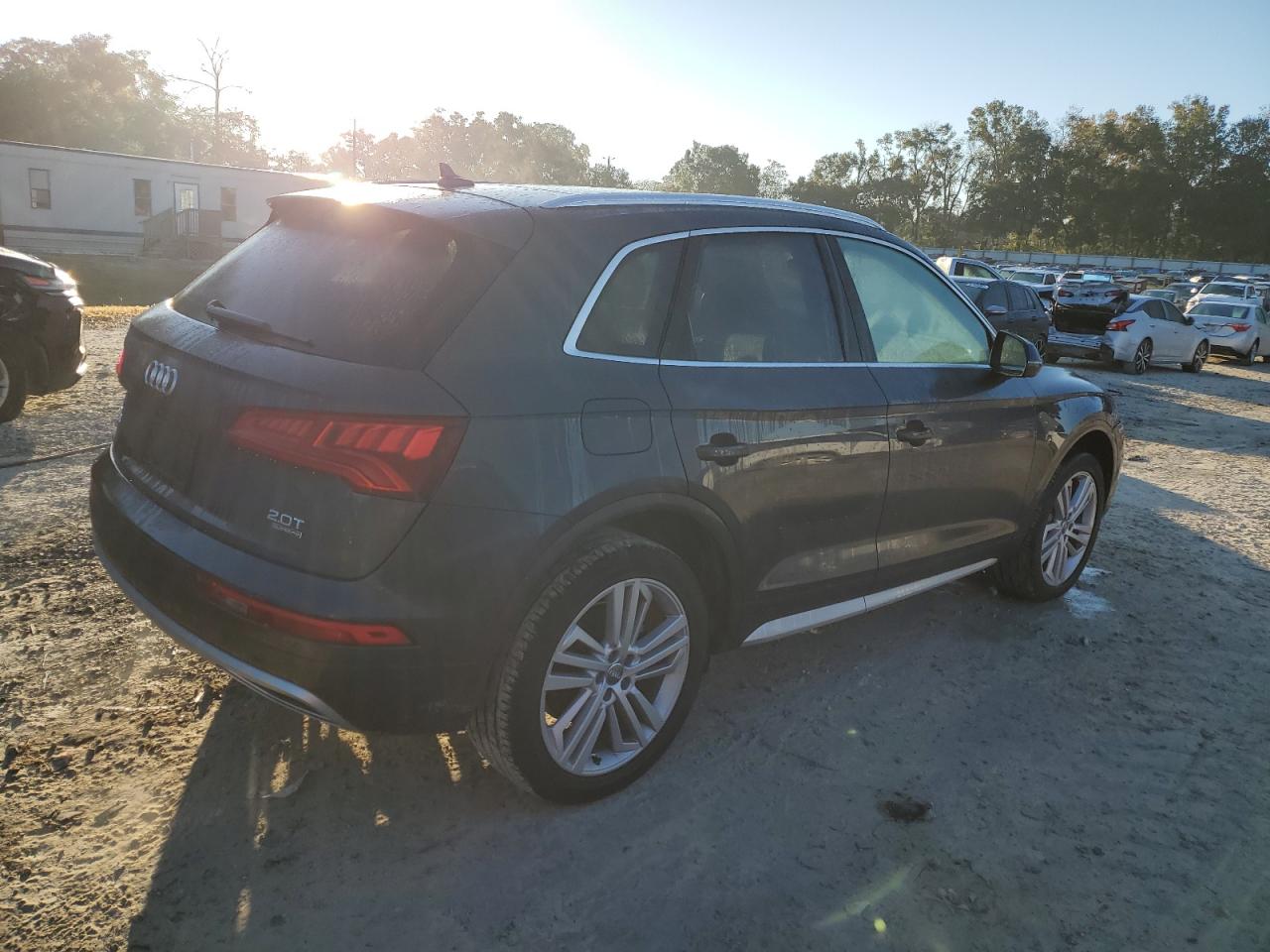 2018 Audi Q5 VIN WA1BNAFY0J2239934 Copart auction photo, front end damage thumbnail 3