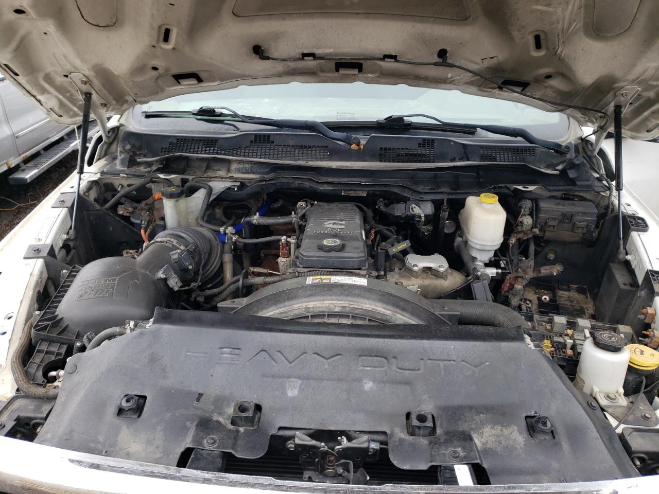 2015 RAM 5500 VIN 3C7WRNFL7FG675012 Copart auction photo, burn damage thumbnail 7