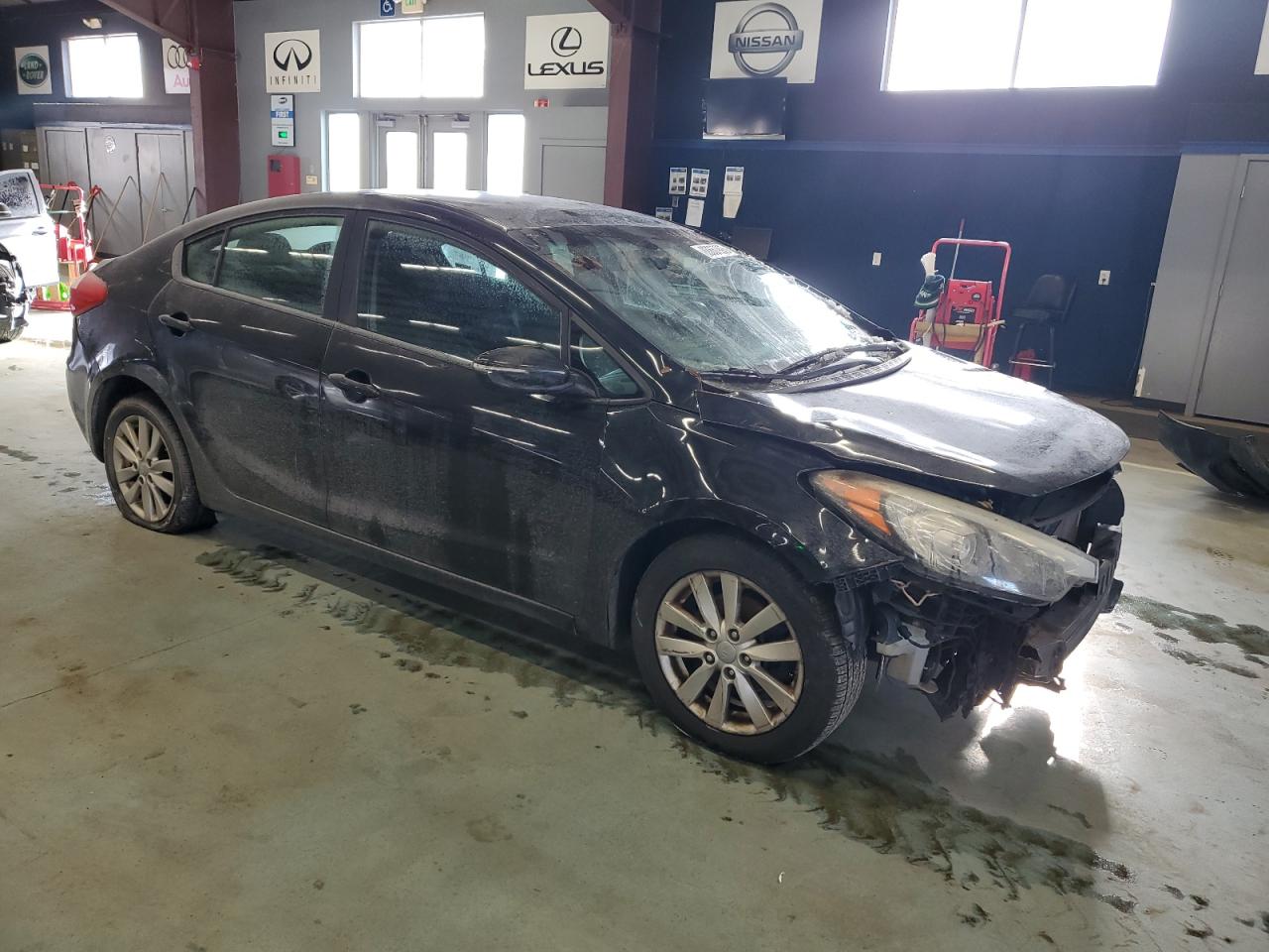 2015 KIA Forte VIN KNAFX4A6XF5356688 Copart auction photo, front end / minor dent/scratches damage thumbnail 4