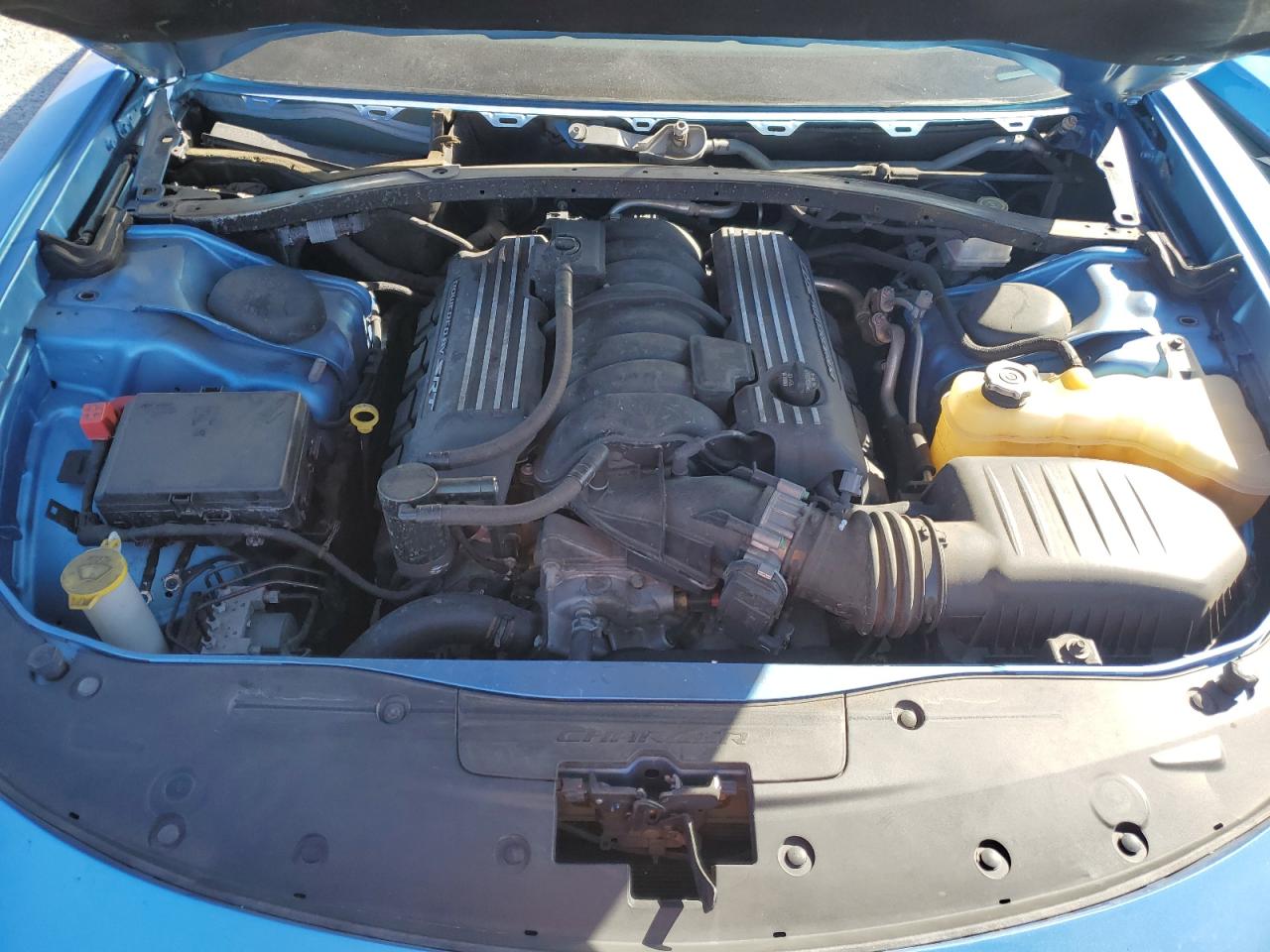 2019 Dodge Charger VIN 2C3CDXGJ4KH703676 Copart auction photo, vandalism / stripped damage thumbnail 11
