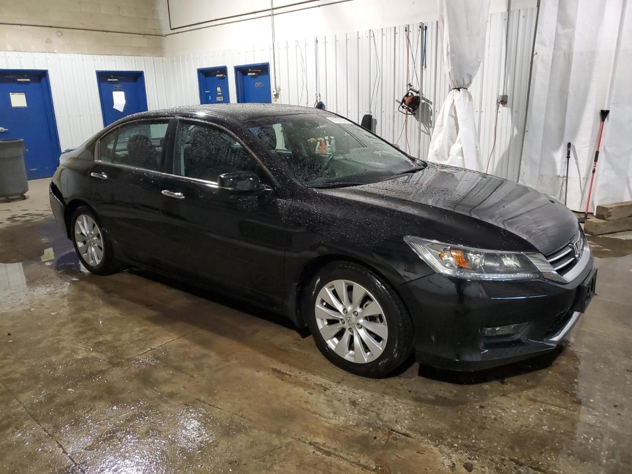 2015 Honda Accord VIN 1HGCR2F84FA005279 Copart auction photo, rear end damage thumbnail 4