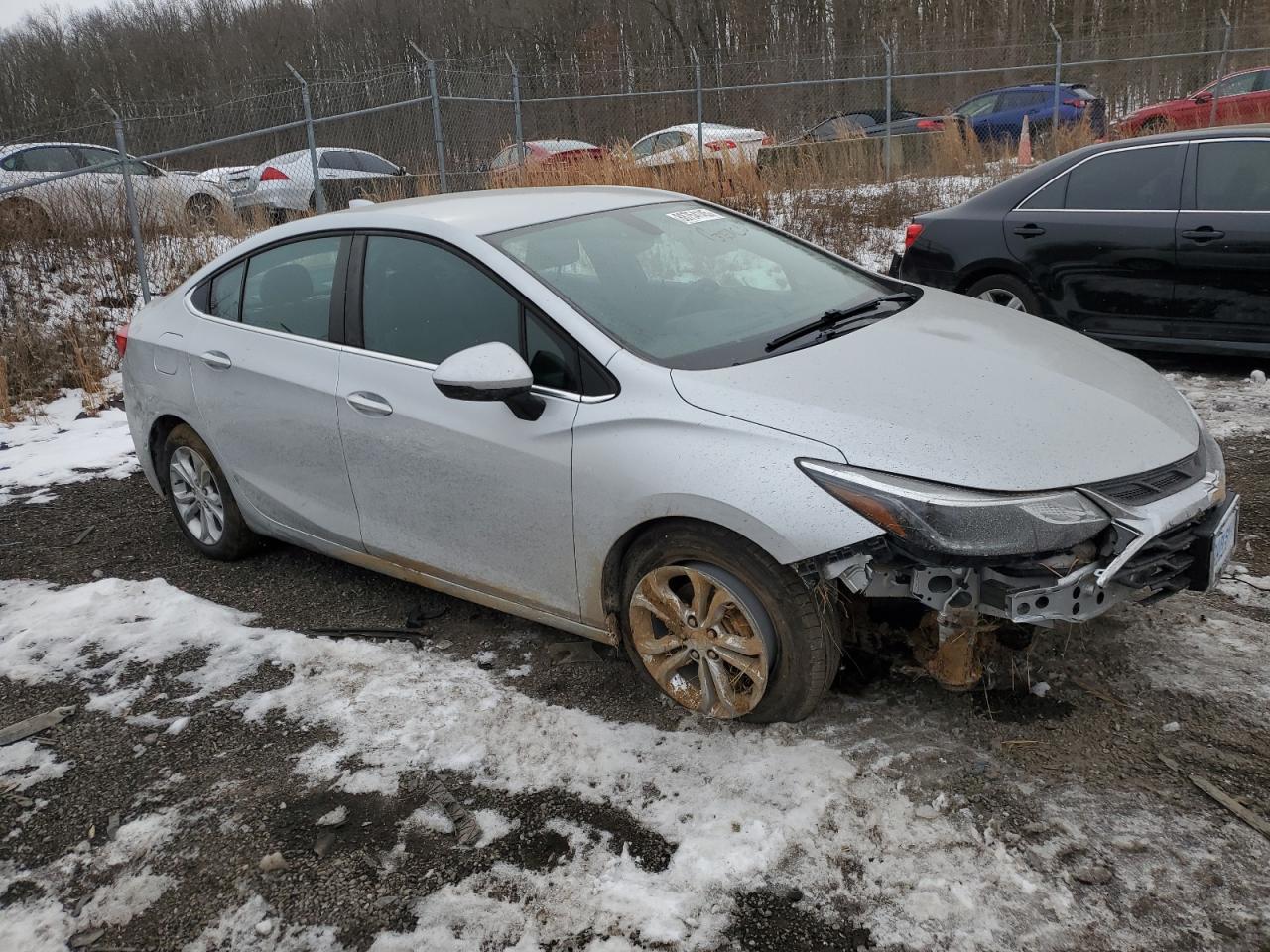 2019 Chevrolet Cruze VIN 1G1BE5SM4K7117008 Copart auction photo, front end / mechanical damage thumbnail 4