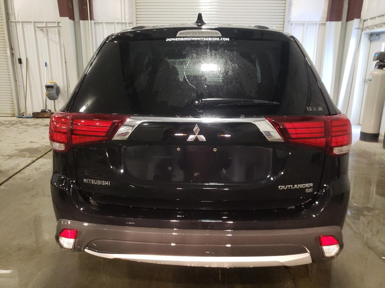 2017 Mitsubishi Outlander VIN JA4AZ3A3XHZ042181 Copart auction photo, front end damage thumbnail 6