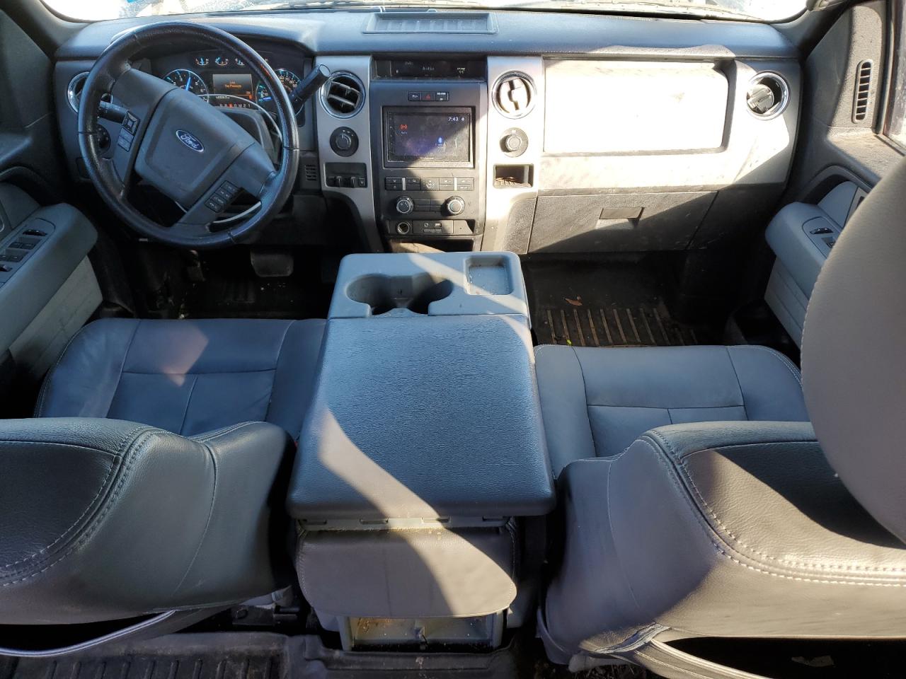 2011 Ford F-150 VIN 1FTFW1ETXBFD01067 Copart auction photo, front end / minor dent/scratches damage thumbnail 8