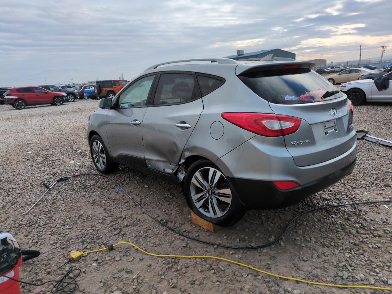 2015 Hyundai Tucson VIN KM8JUCAG7FU066824 Copart auction photo, side damage thumbnail 2