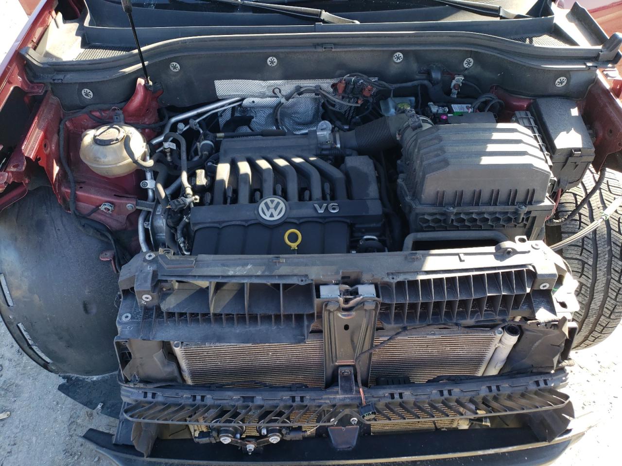 2018 Volkswagen Atlas VIN 1V2NR2CA0JC575855 Copart auction photo, rear end / front end damage thumbnail 12