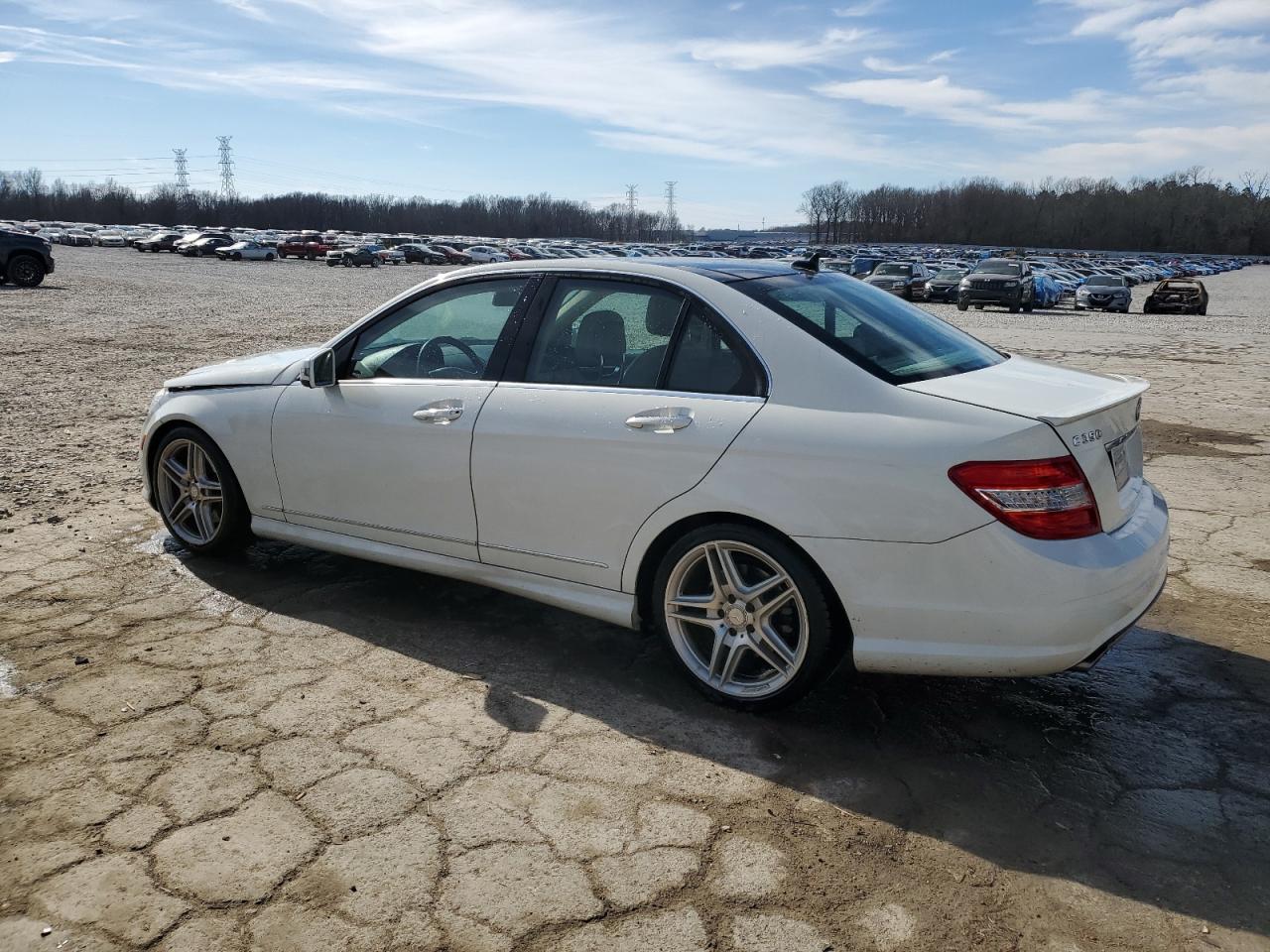 2011 Mercedes-Benz C-klasse VIN WDDGF5GB9BF635029 Copart auction photo, front end damage thumbnail 2