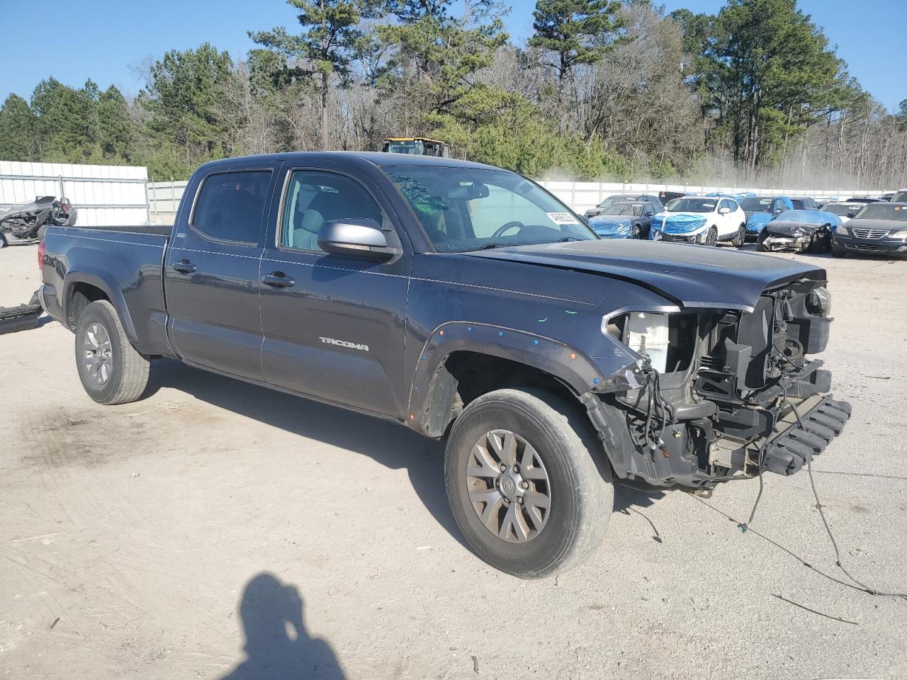 2017 Toyota Tacoma VIN 5TFDZ5BN6HX019524 Copart auction photo, side damage thumbnail 4