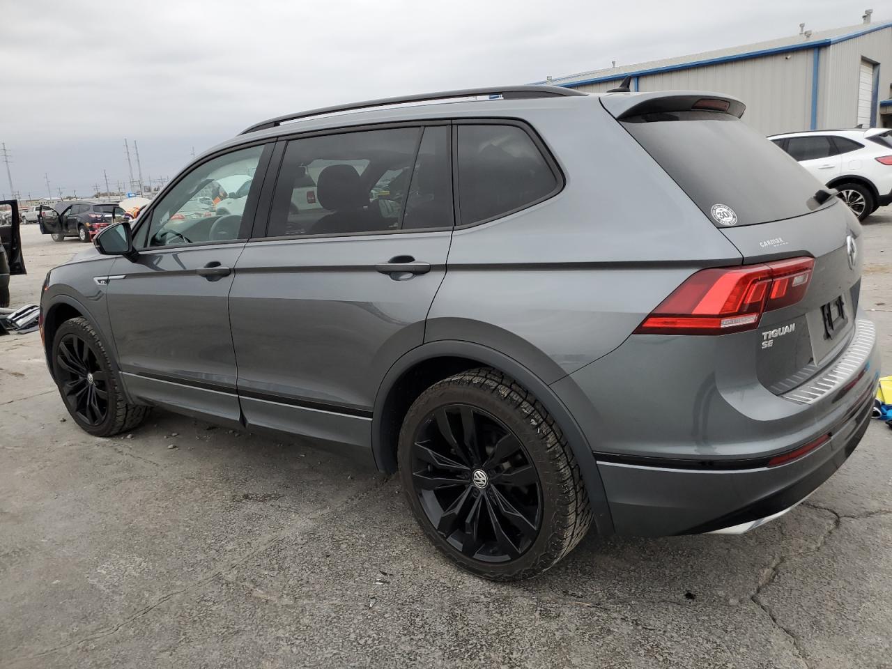2021 Volkswagen Tiguan VIN 3VV2B7AX1MM058789 Copart auction photo, side damage thumbnail 2