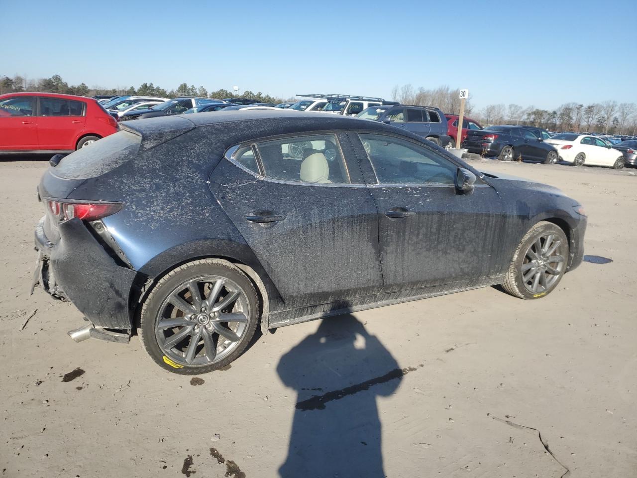 2020 Mazda 3 VIN JM1BPBLM9L1157099 Copart auction photo, rear end / minor dent/scratches damage thumbnail 3