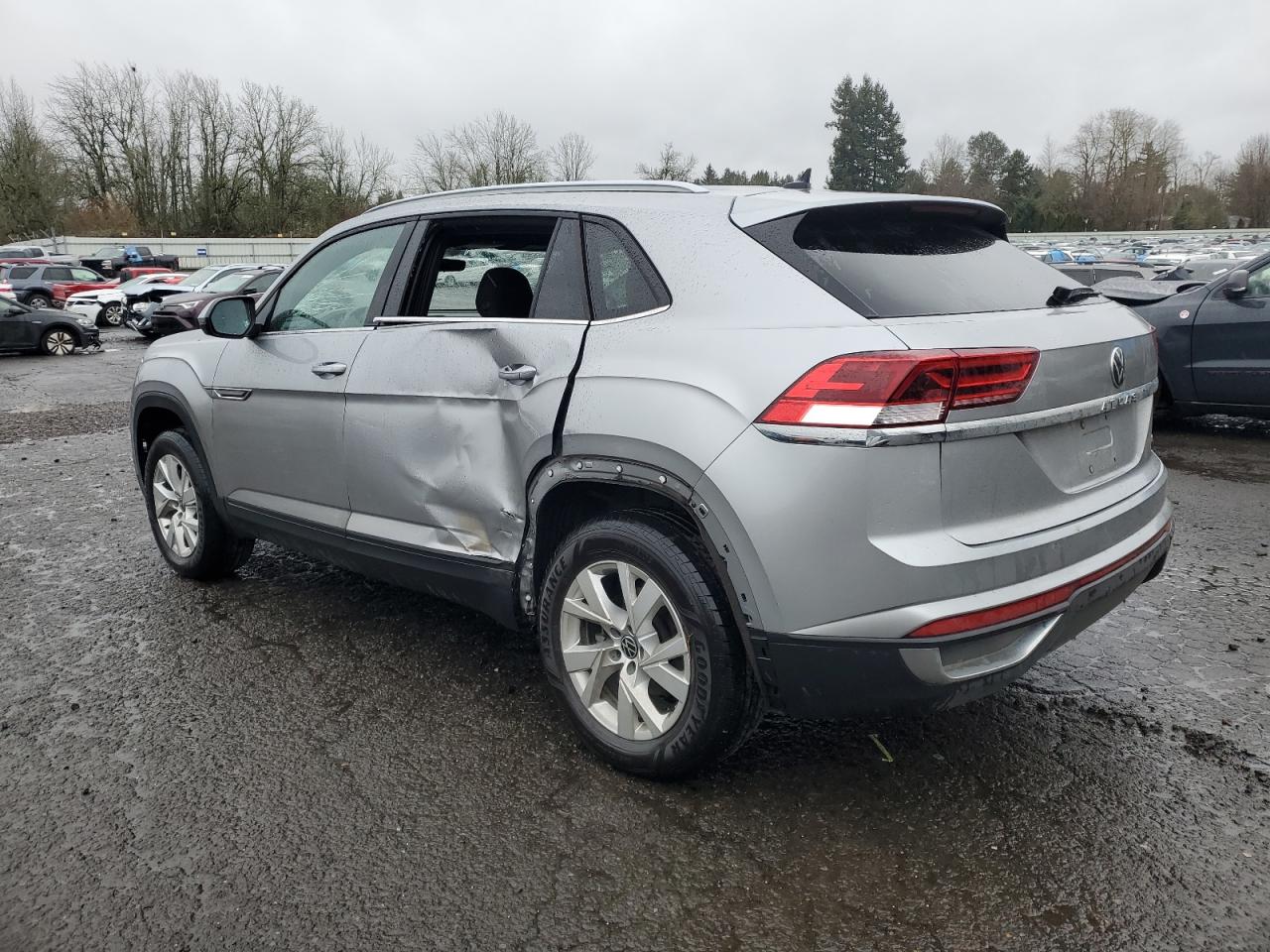 2021 Volkswagen Atlas VIN 1V2GC2CA0MC241095 Copart auction photo, side damage thumbnail 2