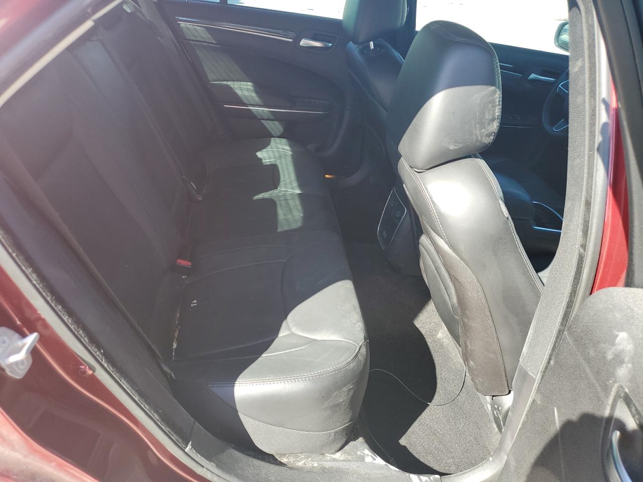 2016 Chrysler 300 VIN 2C3CCAAG4GH106340 Copart auction photo, rear end damage thumbnail 10