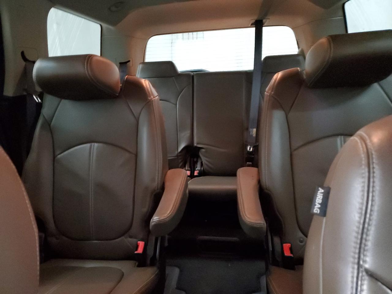 2015 GMC Acadia VIN 1GKKRRKD9FJ300680 Copart auction photo, rear end / minor dent/scratches damage thumbnail 10