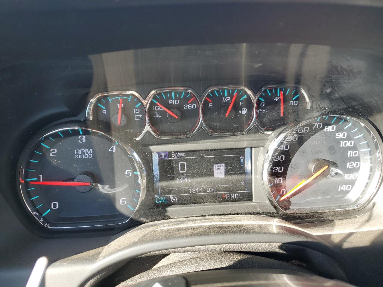 2018 Chevrolet Tahoe VIN 1GNSKBKC4JR250903 Copart auction photo, front end / side damage thumbnail 9