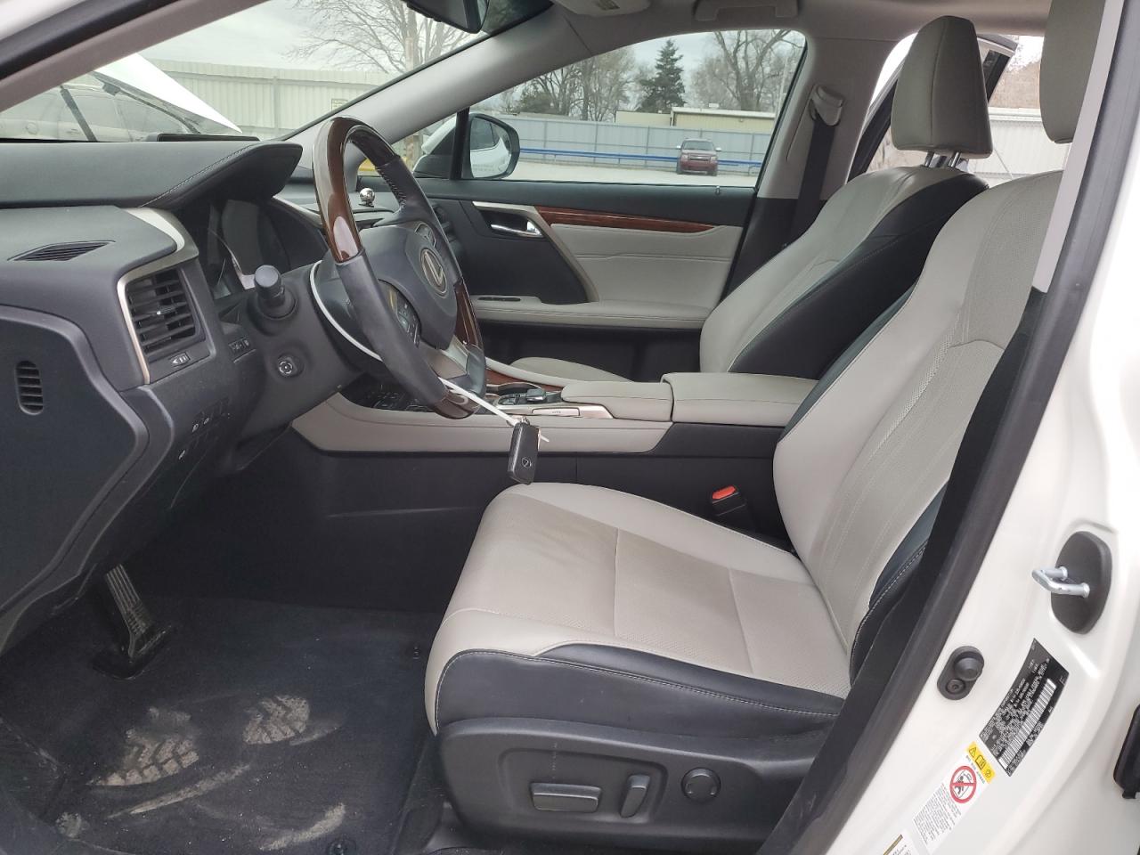 2019 Lexus RX VIN JTJDZKCA9K2021148 Copart auction photo, front end / minor dent/scratches damage thumbnail 7